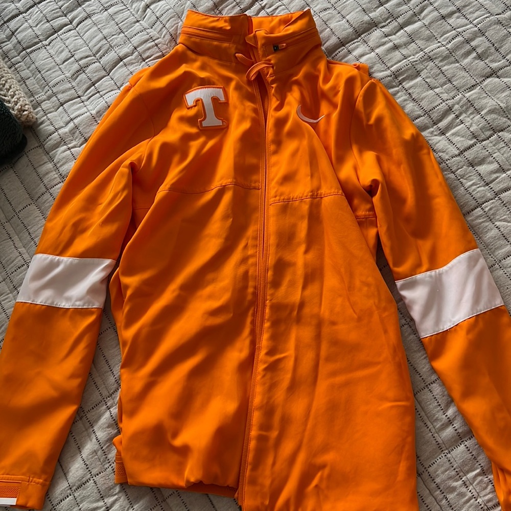 Women’s Nike track suit hoodie